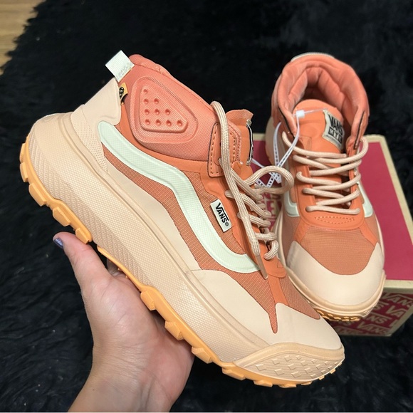 Vans Shoes - VANS MTE crosspath mid top lace up hiking ankle shoes sneakers boots sz 8 new